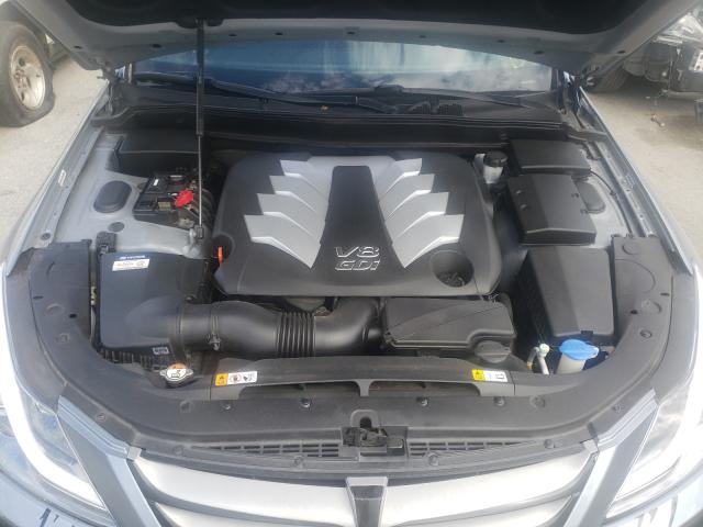 2013 HYUNDAI GENESIS 5. KMHGC4DH8DU257091