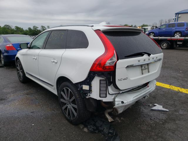 2017 VOLVO XC60 T6 IN YV449MRU9H2223204