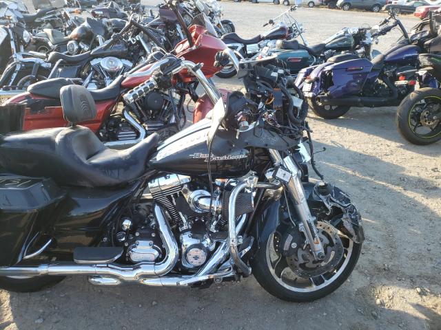 2011 HARLEY-DAVIDSON FLHX 1HD1KBM3XBB660308