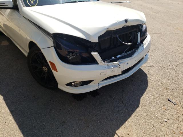 2010 MERCEDES-BENZ C300 WDDGF5EB7AR126511