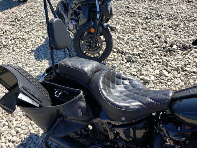 2019 HARLEY-DAVIDSON FLHCS 1HD1YBK25KB055346
