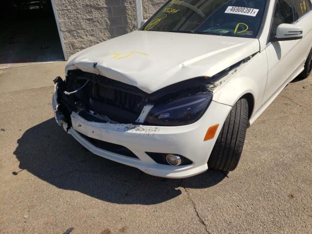 2010 MERCEDES-BENZ C300 WDDGF5EB7AR126511