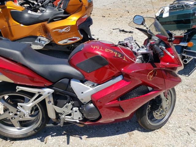 2007 HONDA VFR800 JH2RC46157M900652
