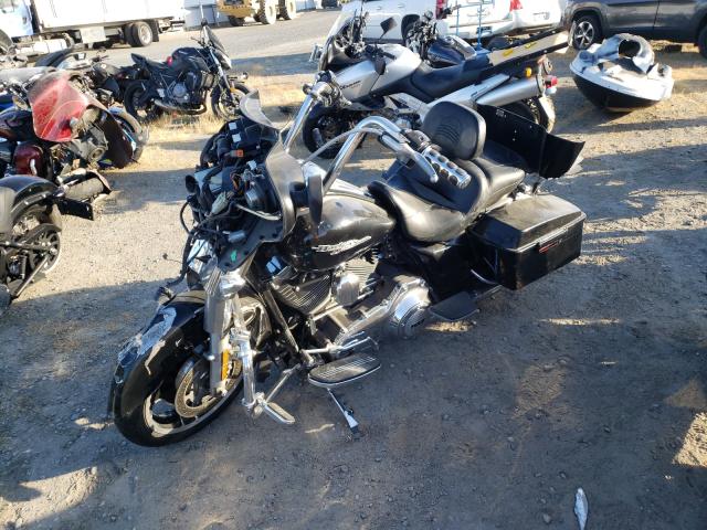 2011 HARLEY-DAVIDSON FLHX 1HD1KBM3XBB660308