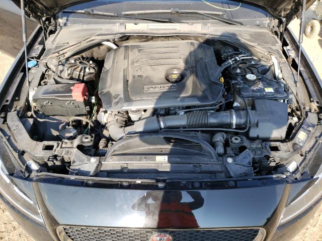 2017 JAGUAR XF PREMIUM SAJBD4BN7HCY31360