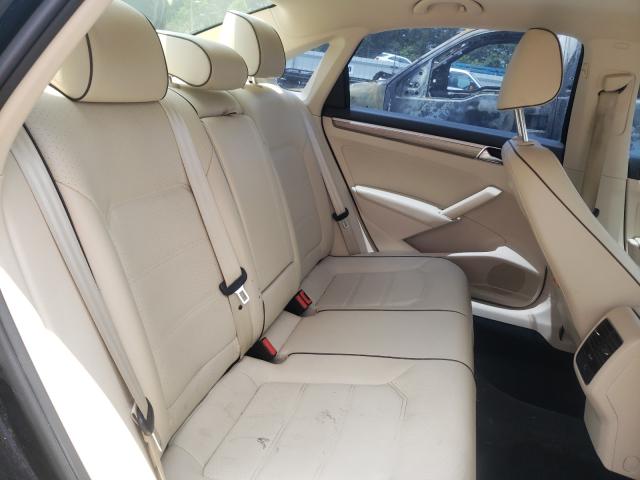 2017 VOLKSWAGEN PASSAT 1VWBT7A38HC008890