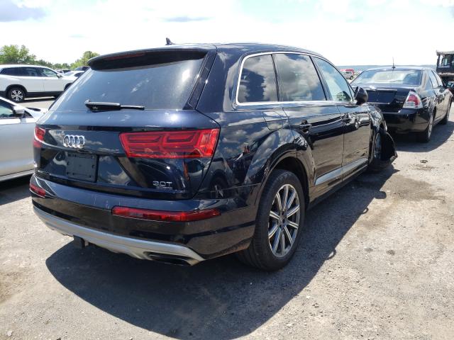 WA1LAAF72HD037814 Audi Q7 2017. Фото: 3