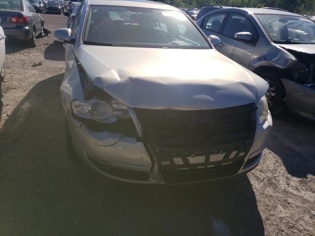 2010 VOLKSWAGEN PASSAT KOM WVWJM7AN0AE161433