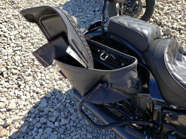2019 HARLEY-DAVIDSON FLHCS 1HD1YBK25KB055346