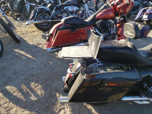 2011 HARLEY-DAVIDSON FLHX 1HD1KBM3XBB660308