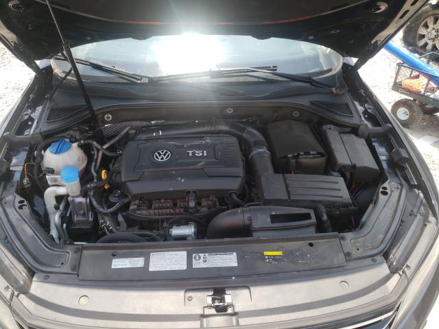 2017 VOLKSWAGEN PASSAT 1VWBT7A38HC008890