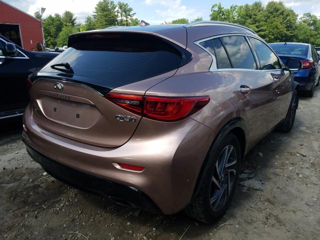 2017 INFINITI QX30 BASE SJKCH5CP9HA017989