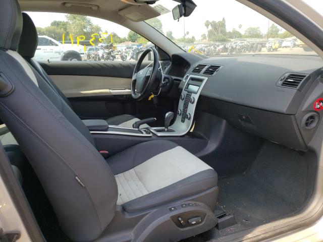 2011 VOLVO C30 T5 YV1672MK5B2213640