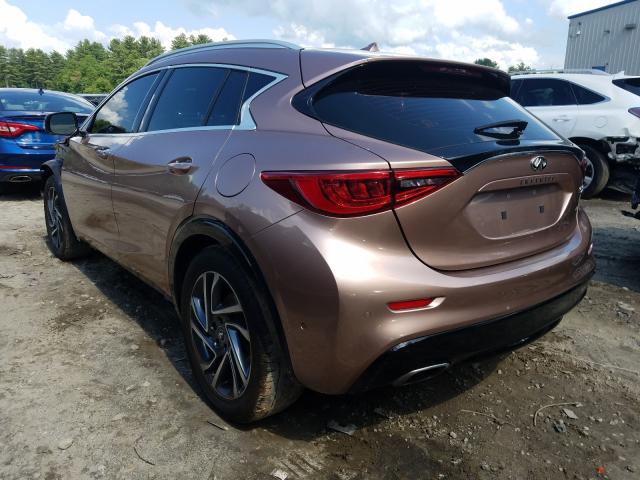 2017 INFINITI QX30 BASE SJKCH5CP9HA017989