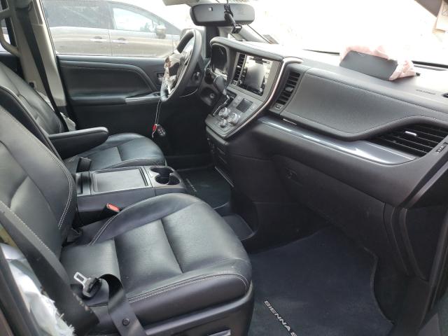 2018 TOYOTA SIENNA SE 5TDXZ3DC7JS901374