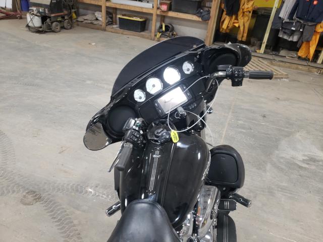 2017 HARLEY-DAVIDSON FLHXS STRE 1HD1KRC11HB665849