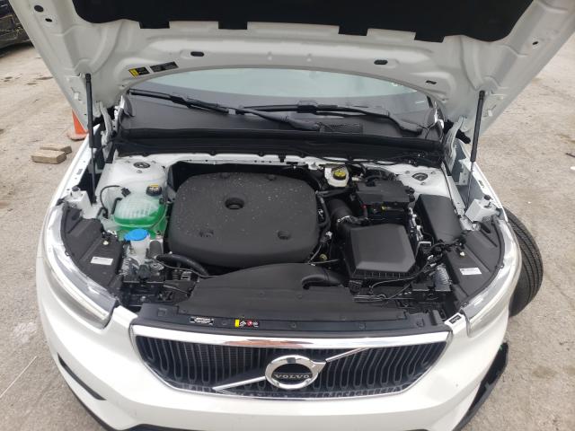 2021 VOLVO XC40 T5 MO YV4162UK2M2592342
