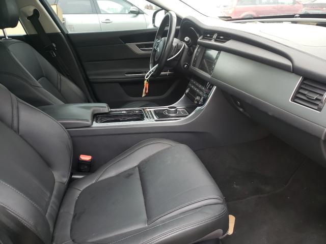 2017 JAGUAR XF PREMIUM SAJBD4BV7HCY32458