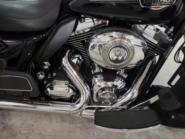 2010 HARLEY-DAVIDSON FLHTCU 1HD1FC414AB657962