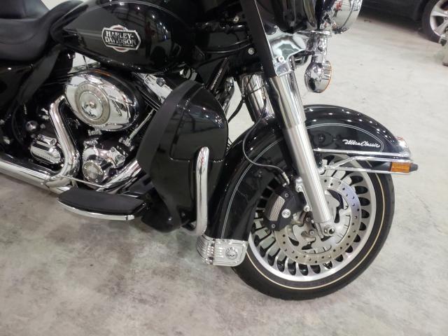2010 HARLEY-DAVIDSON FLHTCU 1HD1FC414AB657962