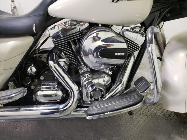 2015 HARLEY-DAVIDSON FLHXS STRE 1HD1KRM17FB631779