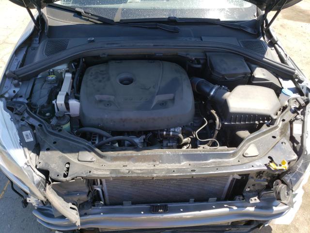 2017 VOLVO XC60 T5 DY YV440MDR2H2027814