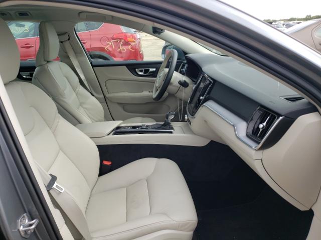 2020 VOLVO V60 T5 MOM YV1102EK9L2377021
