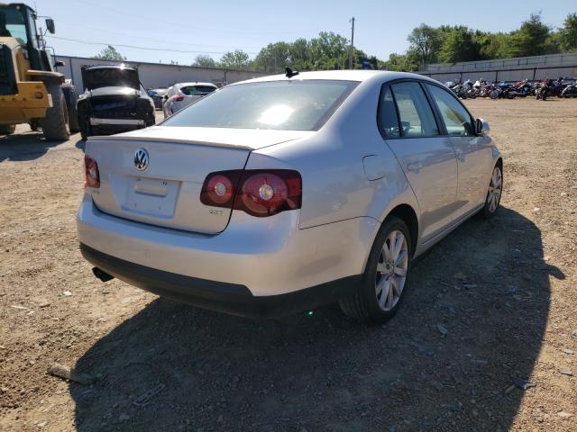 2010 VOLKSWAGEN JETTA WOLF 3VWRA7AJXAM150665
