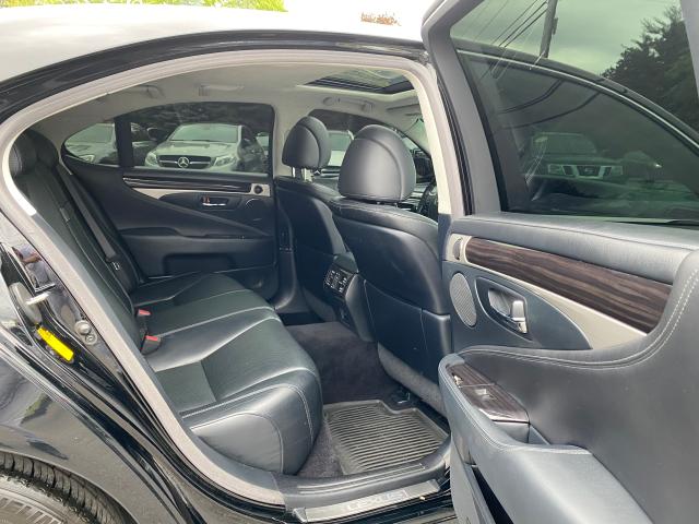 2014 LEXUS LS 460 JTHBL5EFXE5132914