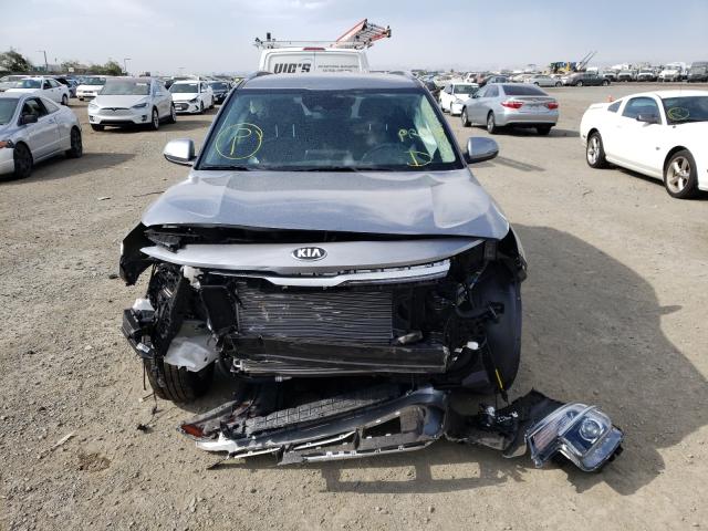 2021 KIA SELTOS S KNDEU2AA1M7228776