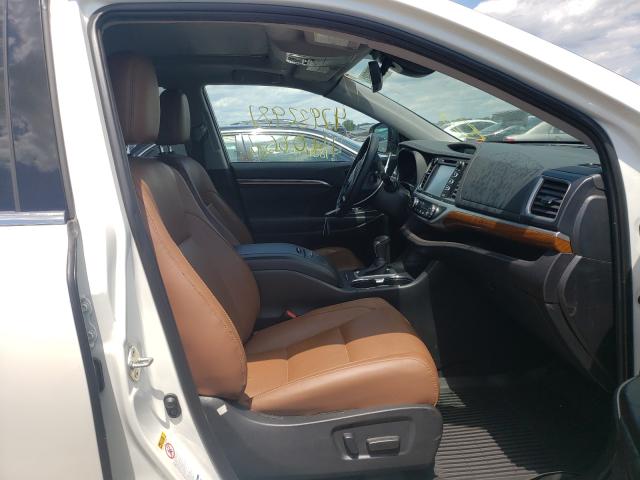 2019 TOYOTA HIGHLANDER - 5TDDGRFH8KS055780