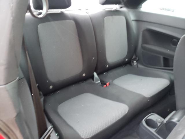 2019 VOLKSWAGEN BEETLE S 3VWFD7AT6KM707696