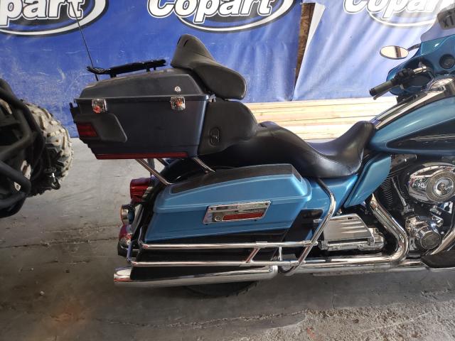2011 HARLEY-DAVIDSON FLHTCU 1HD1FC410BB628234