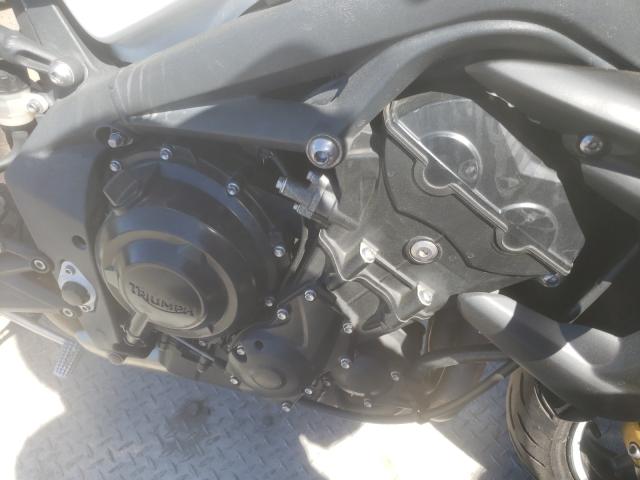 2012 TRIUMPH MOTORCYCLE STREET TRI SMTD02NE2CT549155