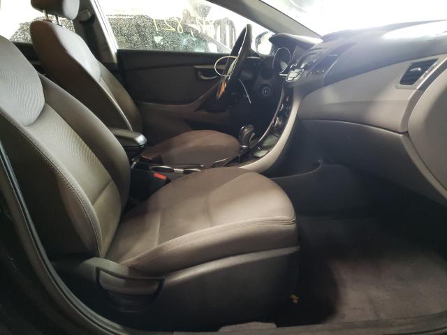 2016 HYUNDAI ELANTRA SE 5NPDH4AEXGH661270