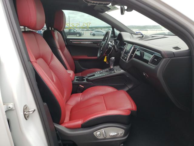 2017 PORSCHE MACAN WP1AA2A56HLB83050