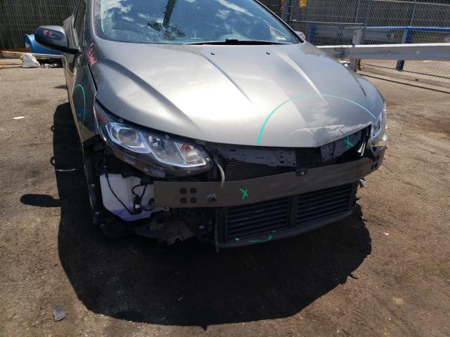 VIN 1G1RA6S5XHU154096 2017 Chevrolet Volt, LT no.9