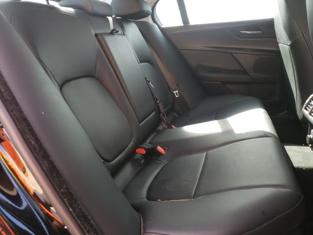 2017 JAGUAR XE SAJAR4BG5HA962071