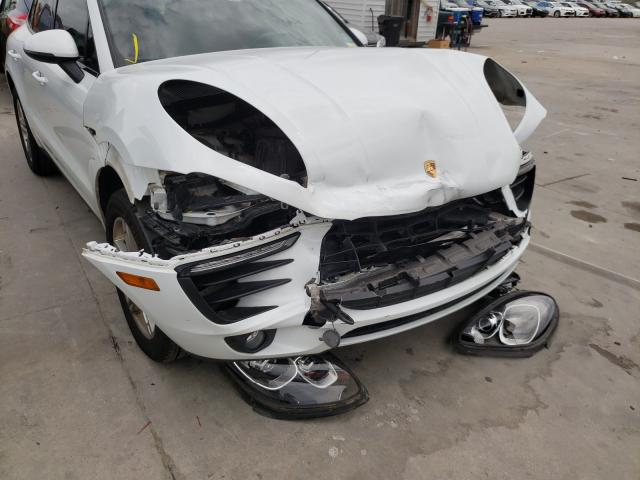 2017 PORSCHE MACAN WP1AA2A56HLB83050