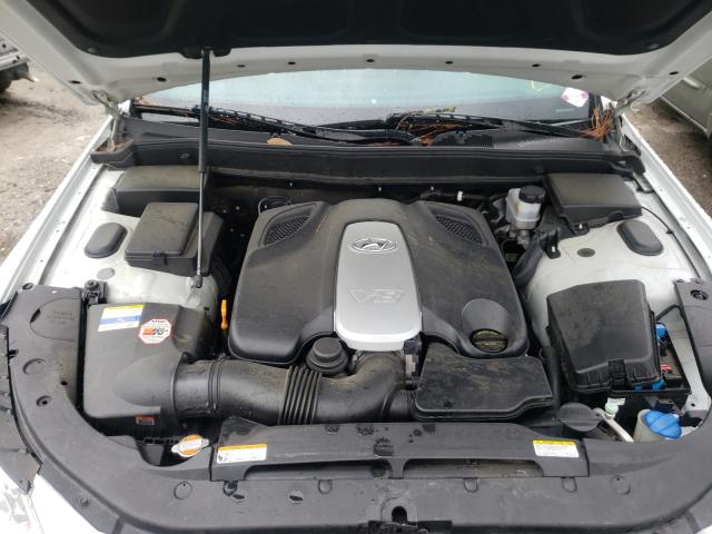 2011 HYUNDAI GENESIS 4. KMHGC4DF2BU128257