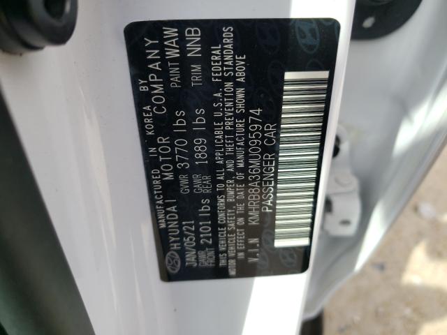 2021 HYUNDAI VENUE SE KMHRB8A36MU095974