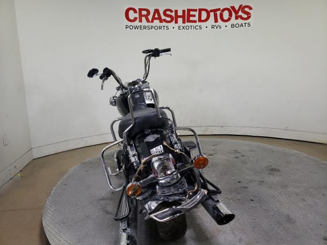 2011 HARLEY-DAVIDSON FLHR 1HD1FB41XBB658108