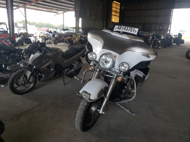 2009 HARLEY-DAVIDSON FLHTCU 1HD1FC4389Y631858