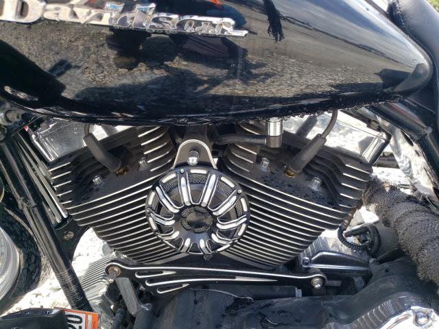 2008 HARLEY-DAVIDSON FLHX 1HD1KB4158Y643257