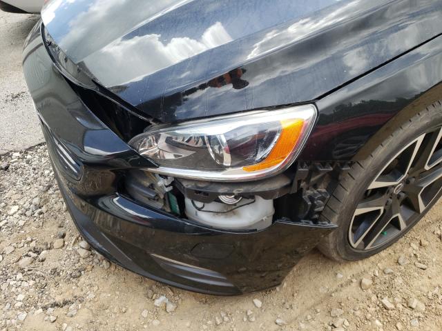 2017 VOLVO S60 YV126MFL3H2421804