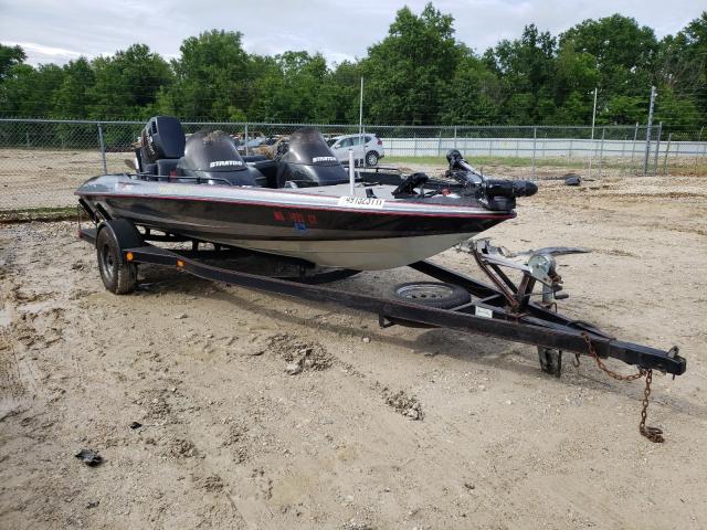 Salvage boats for sale at Columbia, MO auction: 1994 Stratos BOAT284DC
