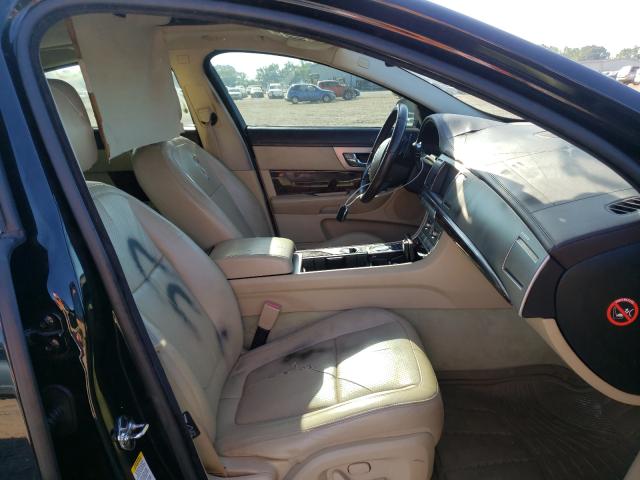 2010 JAGUAR XF PREMIUM SAJWA0GB8ALR79184
