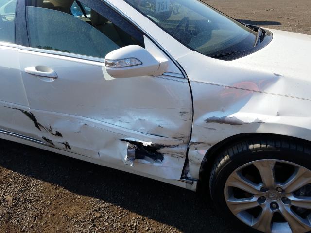 2010 ACURA RL JH4KB2F58AC000652