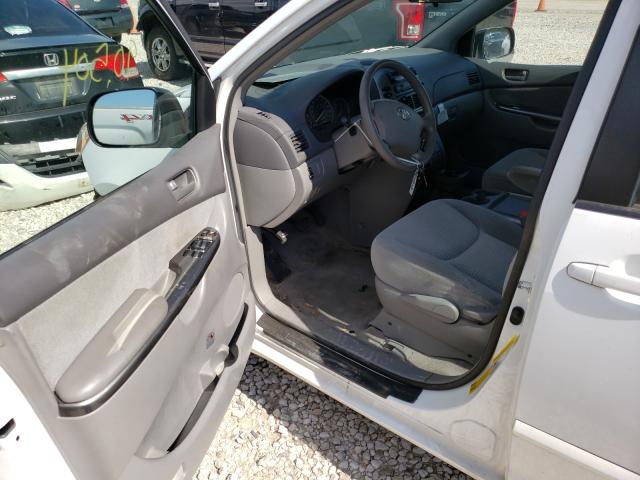 2010 TOYOTA SIENNA CE 5TDKK4CC7AS305400