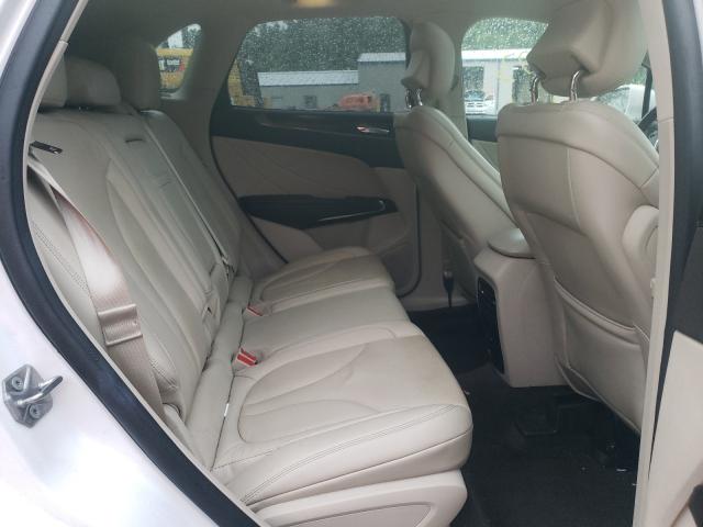 2017 LINCOLN MKC RESERV 5LMCJ3D96HUL13636